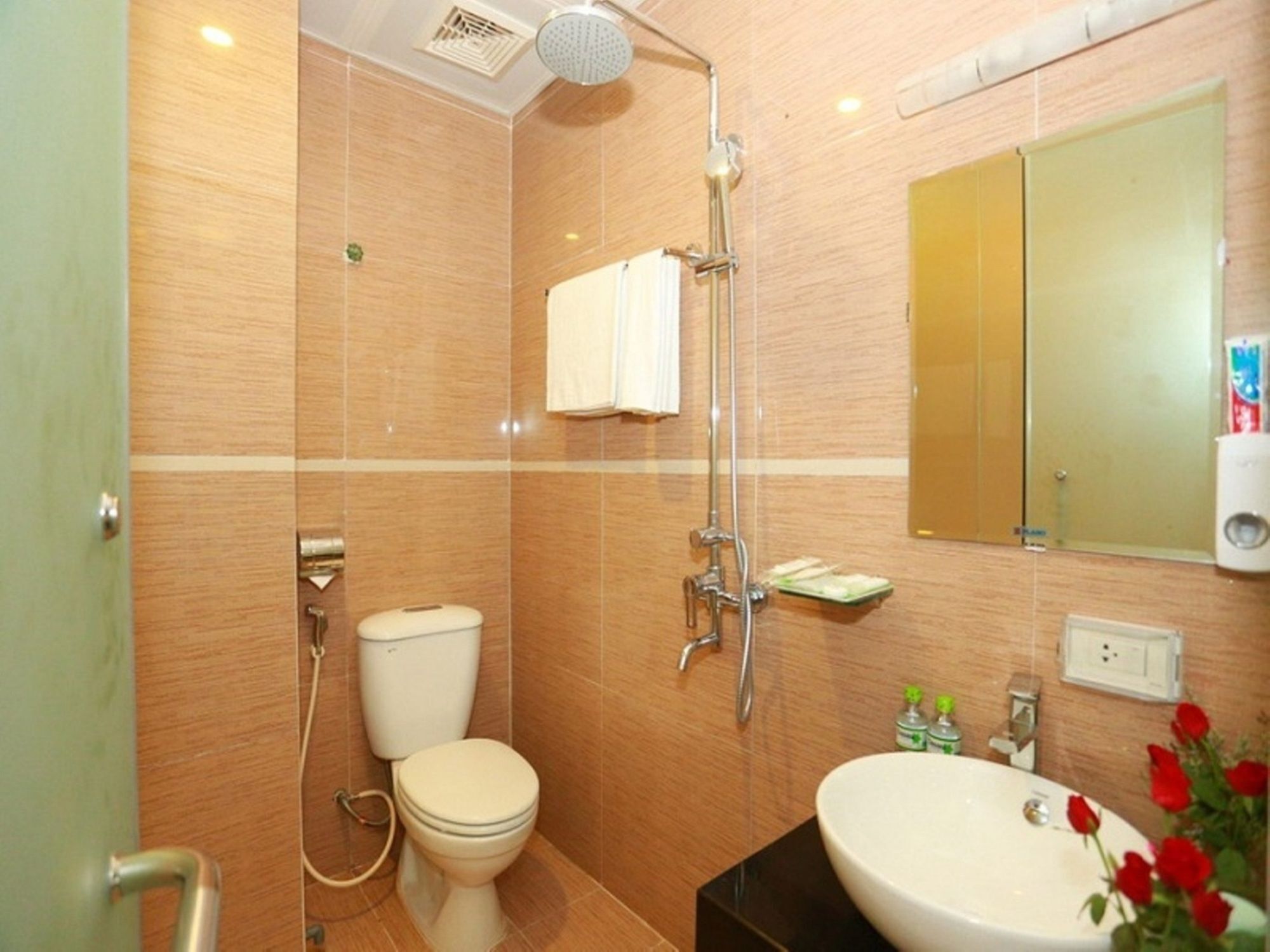 Oyo 210 Saki Hotel Hanoi Luaran gambar